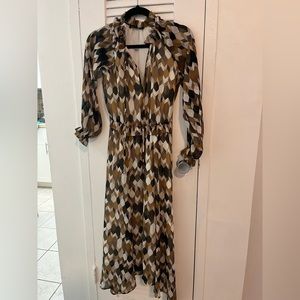 Banana Republic Maxi Dress with gold geometric pattern